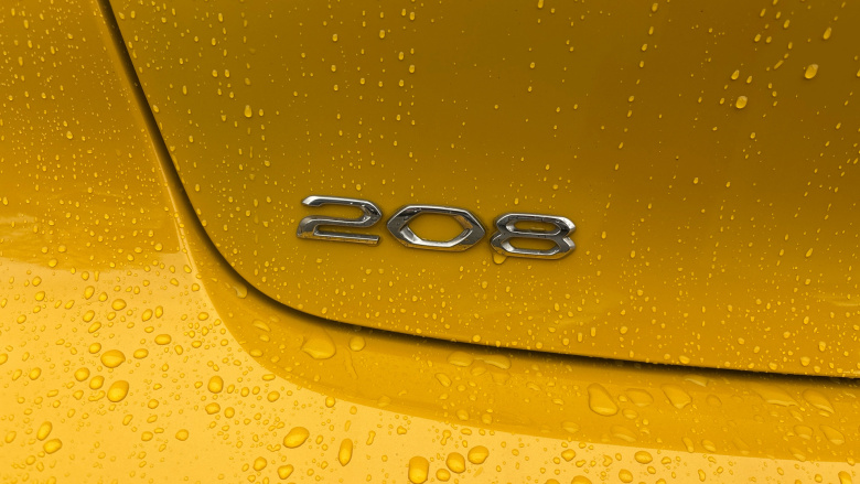 Peugeot 208 1.2 PureTech 100 Allure Premium 5dr Petrol Hatchback